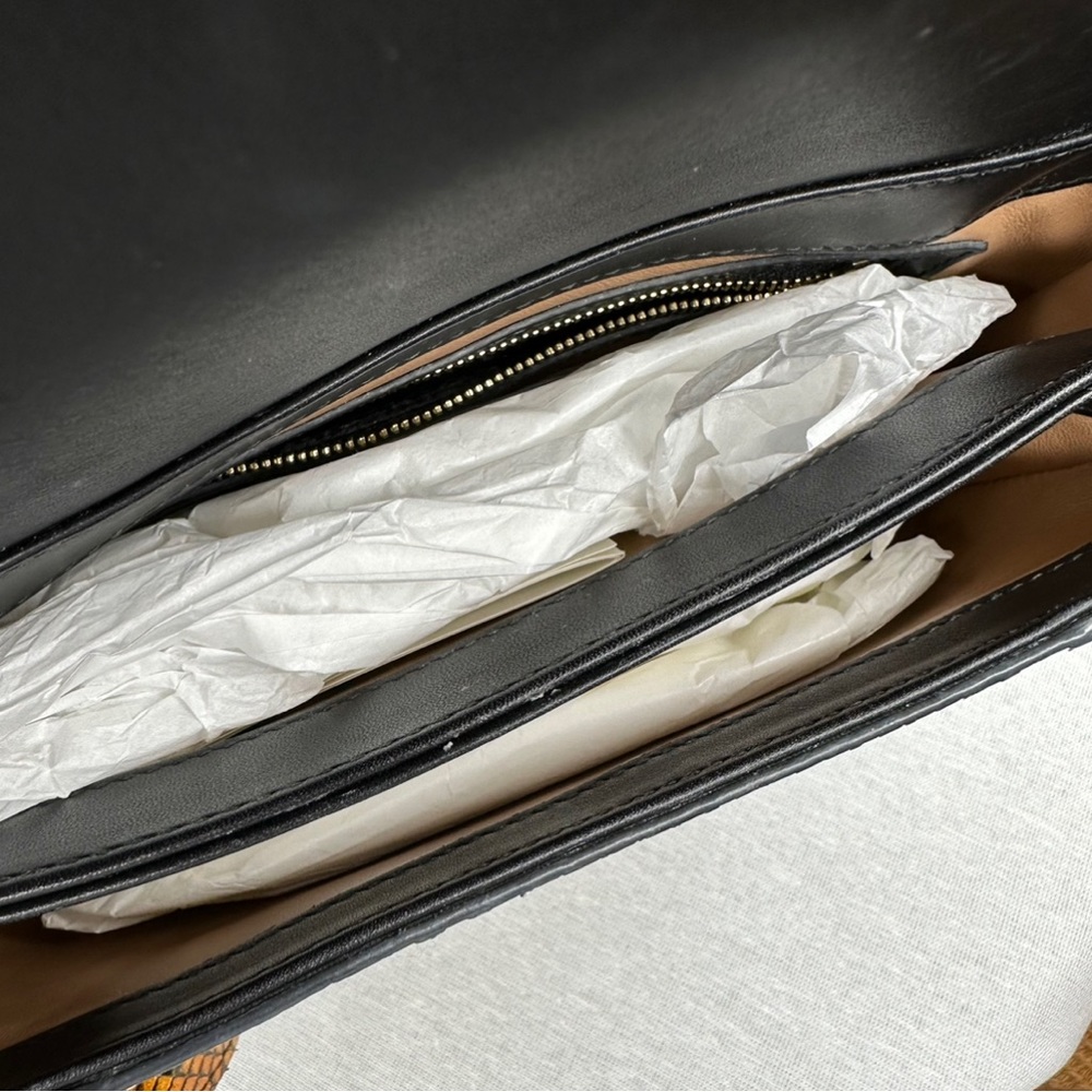 ๐๏ธ๐๏ธ GUCCI ARLI EMBELLISHED PYTHON SHOULDER BAG ๐ฅ๐ฅ RARE ๐ฅ๐ฅ - Picture 10 of 16